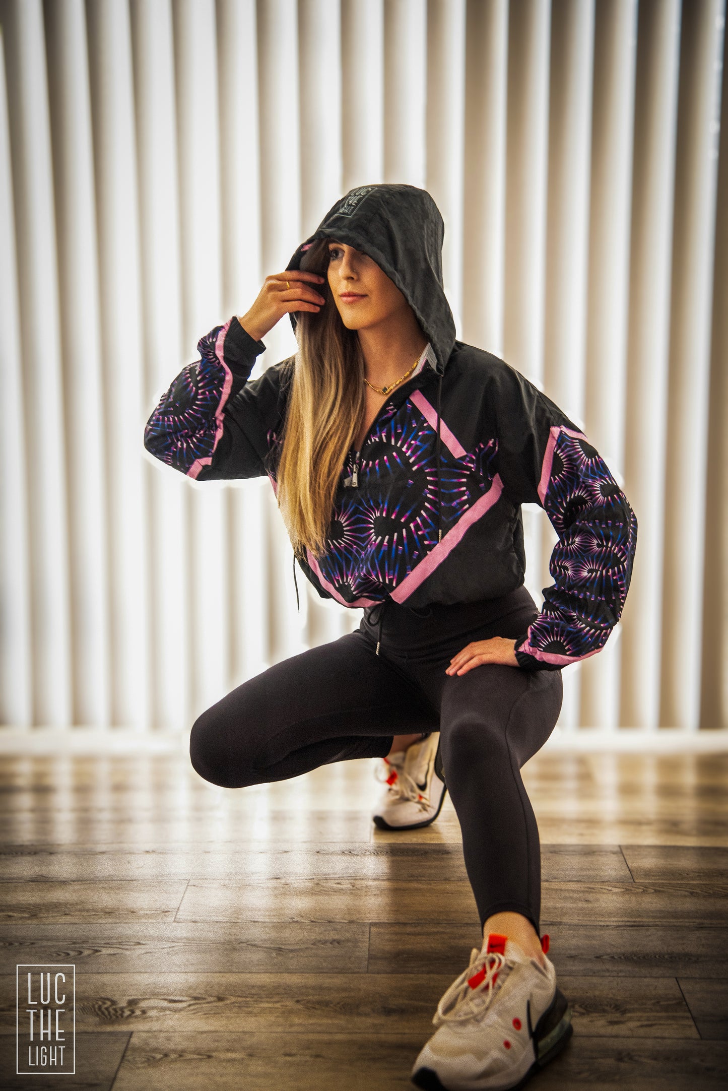 Medusa Waves Women’s cropped windbreaker