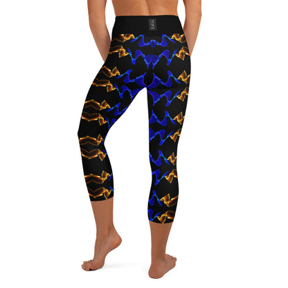 Snake Waves Yoga Capri Leggings